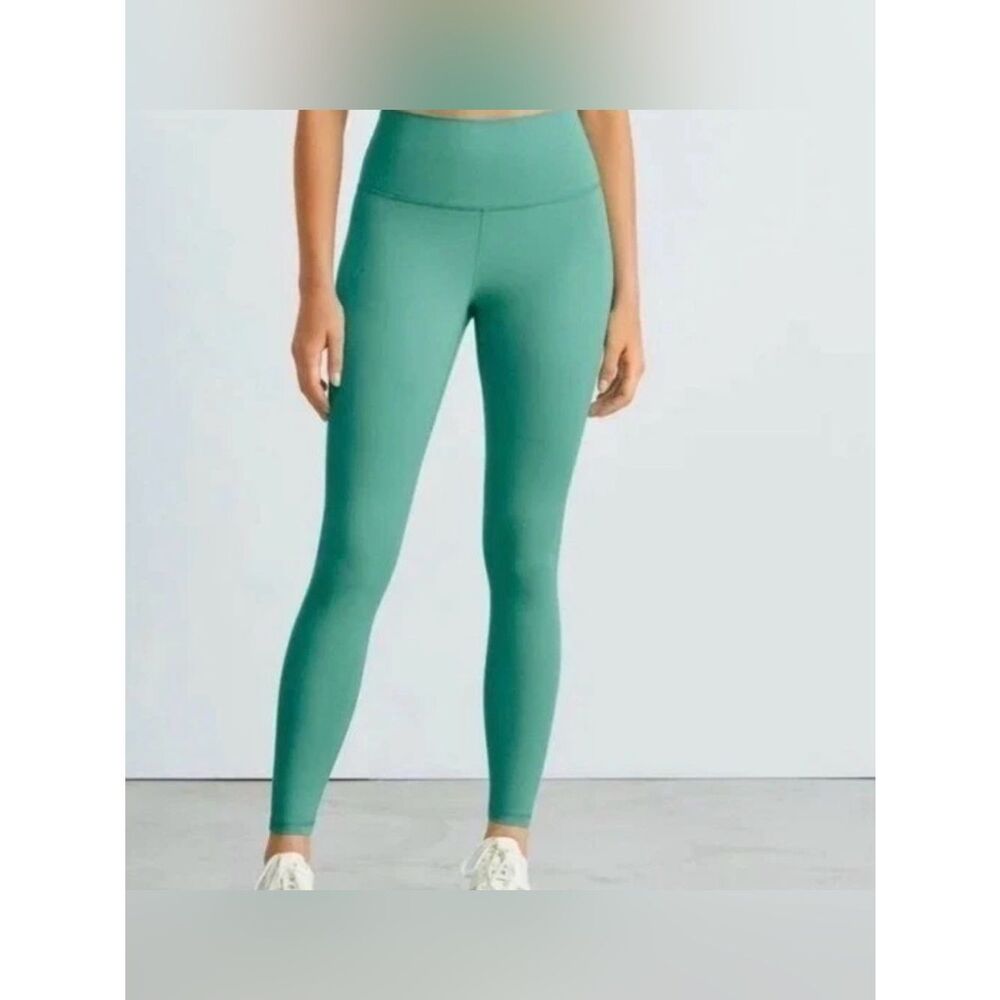 Everlane The Perform Legging Ankle Seamless in Soft Green Size XS NWOT